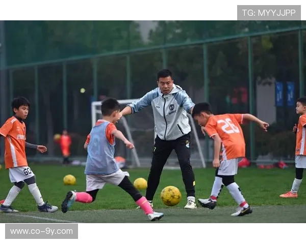 喀什足球俱乐部诚招优秀教练员与球员加入共创辉煌未来